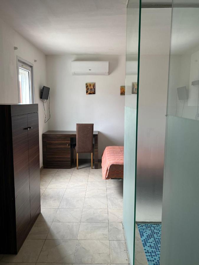 Hostal - Restaurante Asador Esperanza Huesca Eksteriør billede