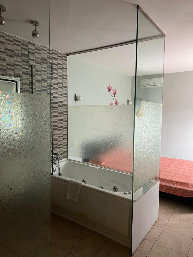 Hostal - Restaurante Asador Esperanza Huesca Eksteriør billede