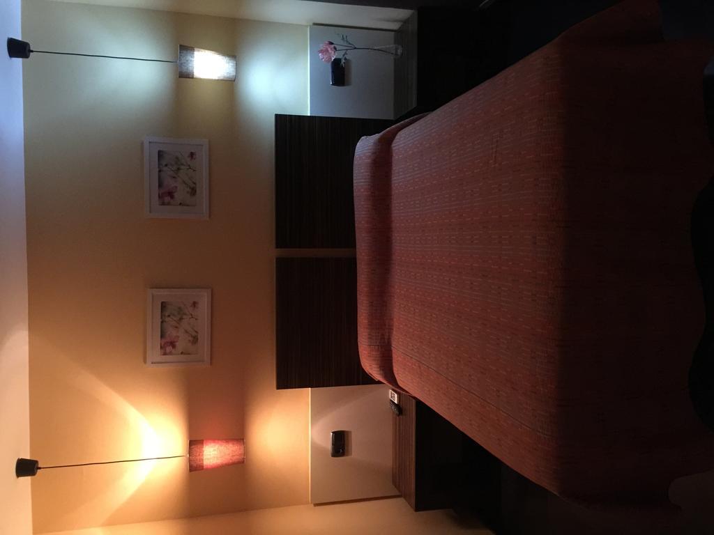 Hostal - Restaurante Asador Esperanza Huesca Eksteriør billede